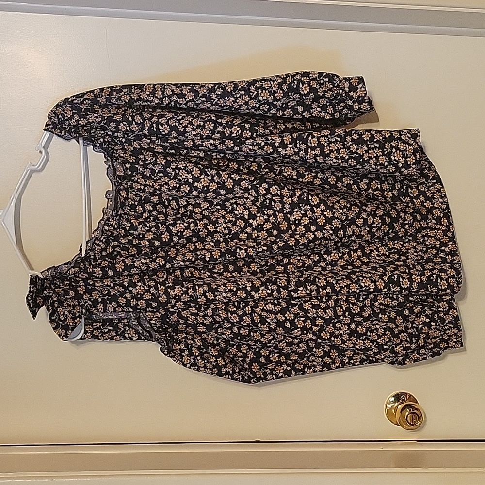 Floral open shoulder blouse